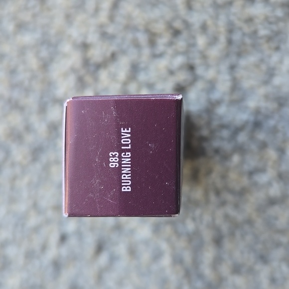 MAC - Picture 2 of 4